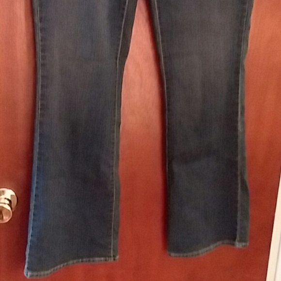 Levi's Slim Skinny Jeans Size 12M - Picture 2 of 6